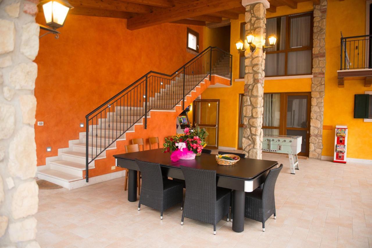 Le Murette Apartments - Enjoy Holiday آفي المظهر الخارجي الصورة